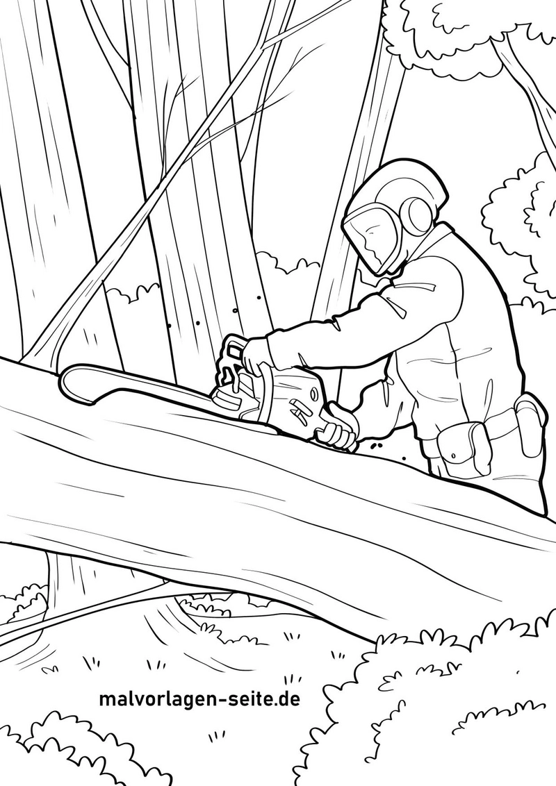 forstarbeiter-mit-kettensaege-in-der-natur