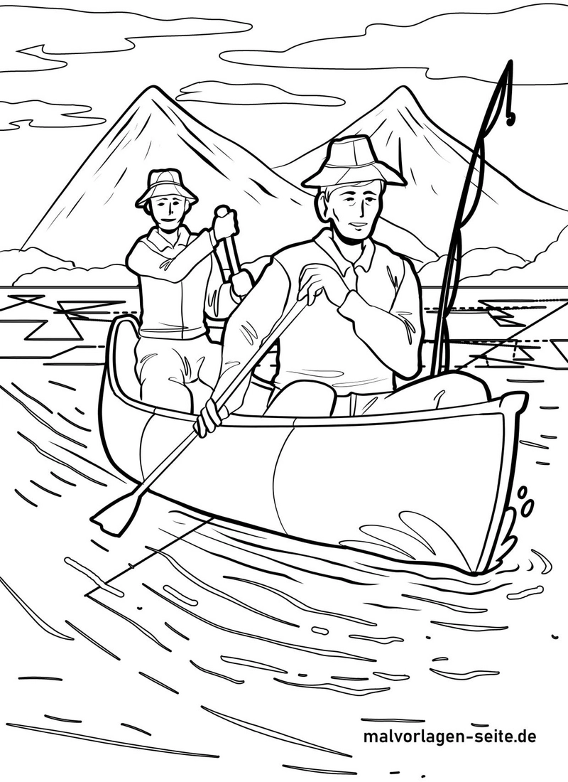 kanu-fahren-mit-berglanschaft