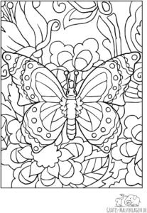 schmetterling-im-blumenbeet